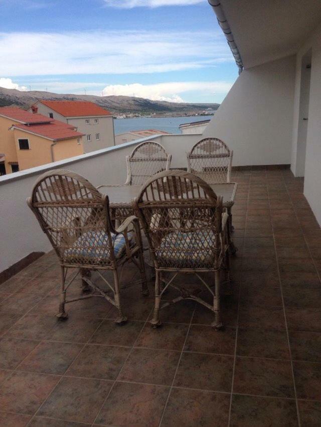 Apartment Perka 1 Pag Town Zewnętrze zdjęcie